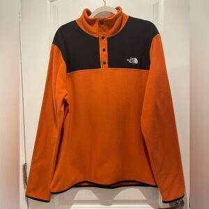 The North Face 
TKA Glacier Snap-Neck Fleece Pullover size L